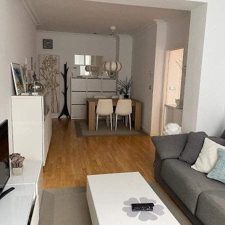 Apartamento Lea Apartment Bilbao Bagian luar foto