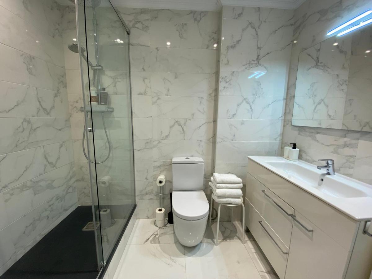 Apartamento Lea Apartment Bilbao Bagian luar foto