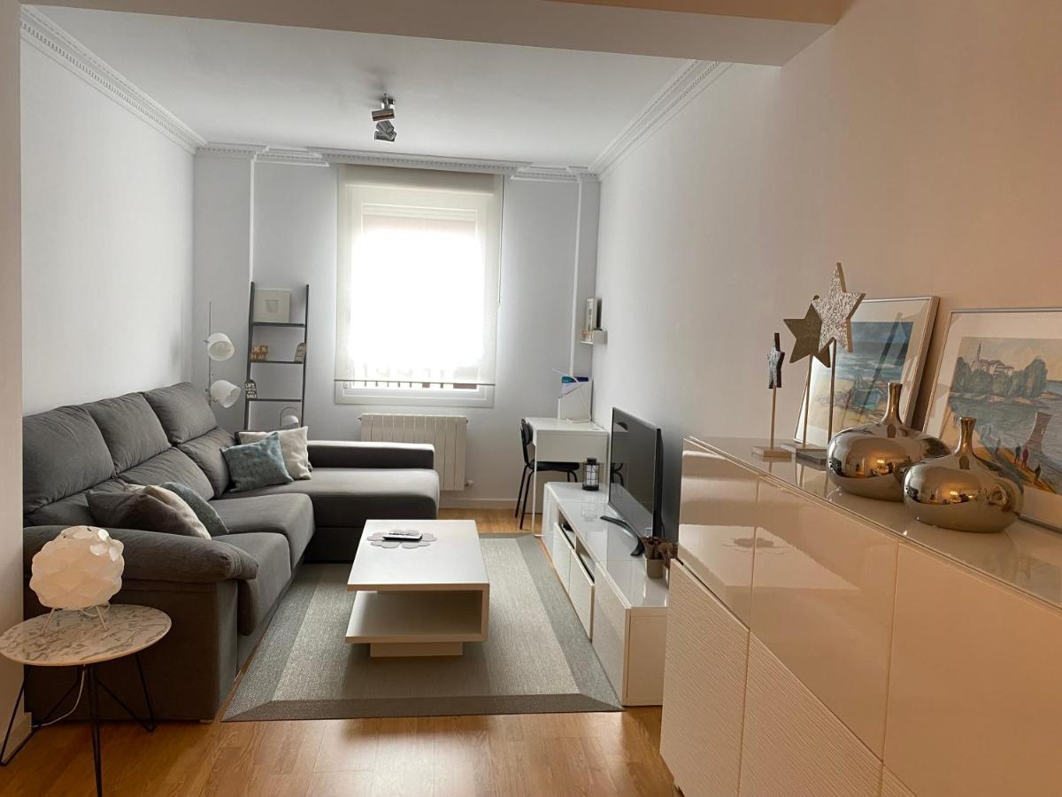 Apartamento Lea Apartment Bilbao Bagian luar foto