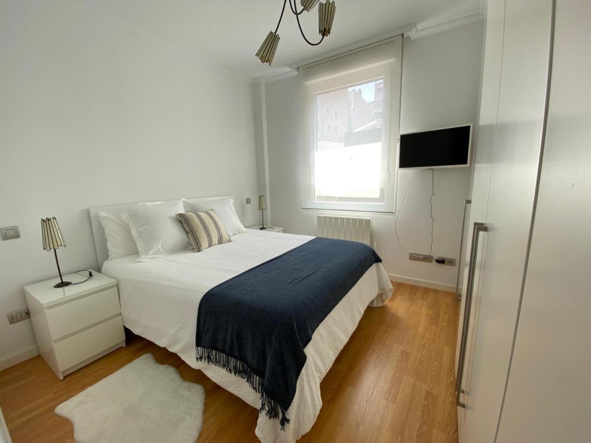 Apartamento Lea Apartment Bilbao Bagian luar foto