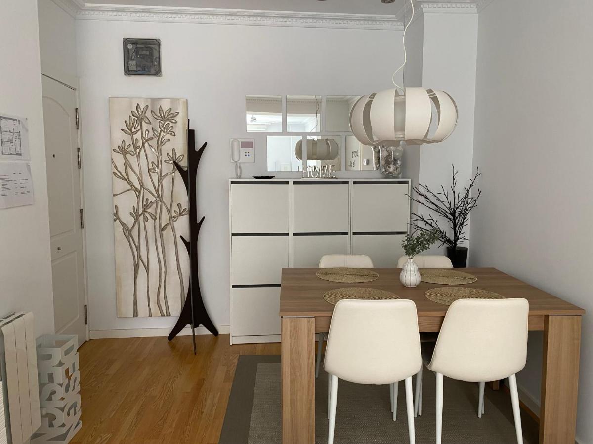 Apartamento Lea Apartment Bilbao Bagian luar foto